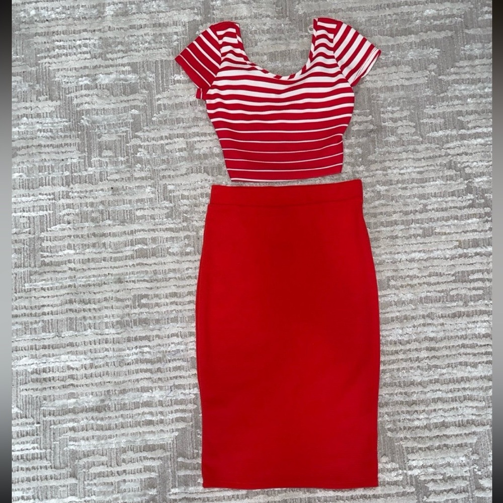 Women’s crop top and pencil skirt set